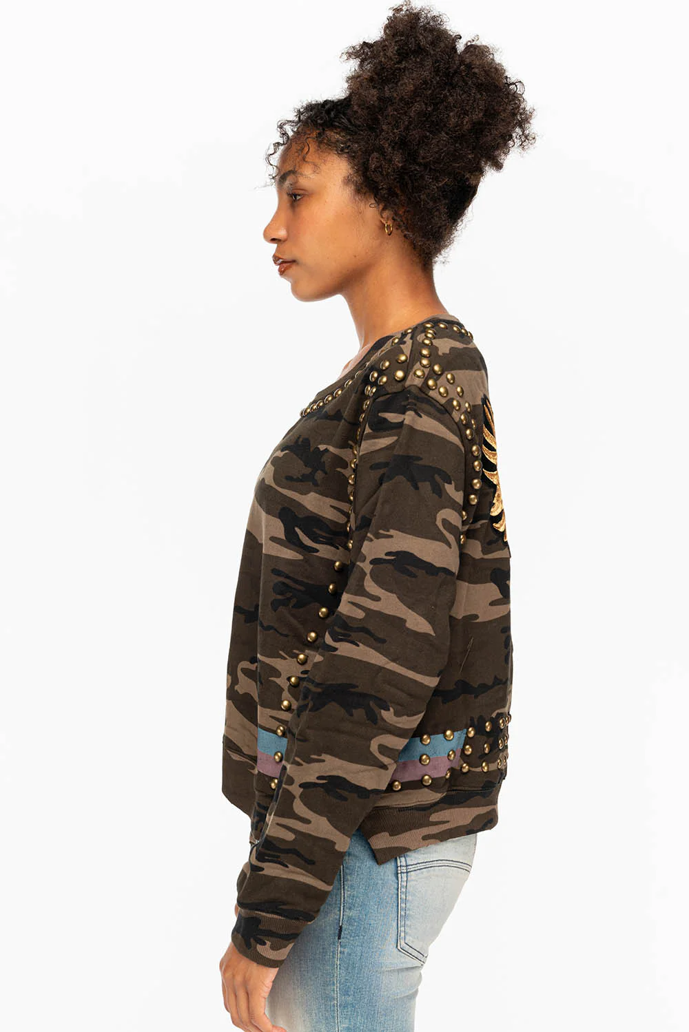 WOMENS STUDDED PULLOVER SWEATSHIRT IN CAMO GREEN - Image 6