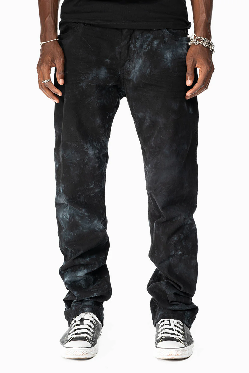 CLASSIC STRAIGHT LEG JEANS IN ASTRO BLACK WASH EMBELLISHED WITH BLK DIAMOND CRYSTALS - Image 3