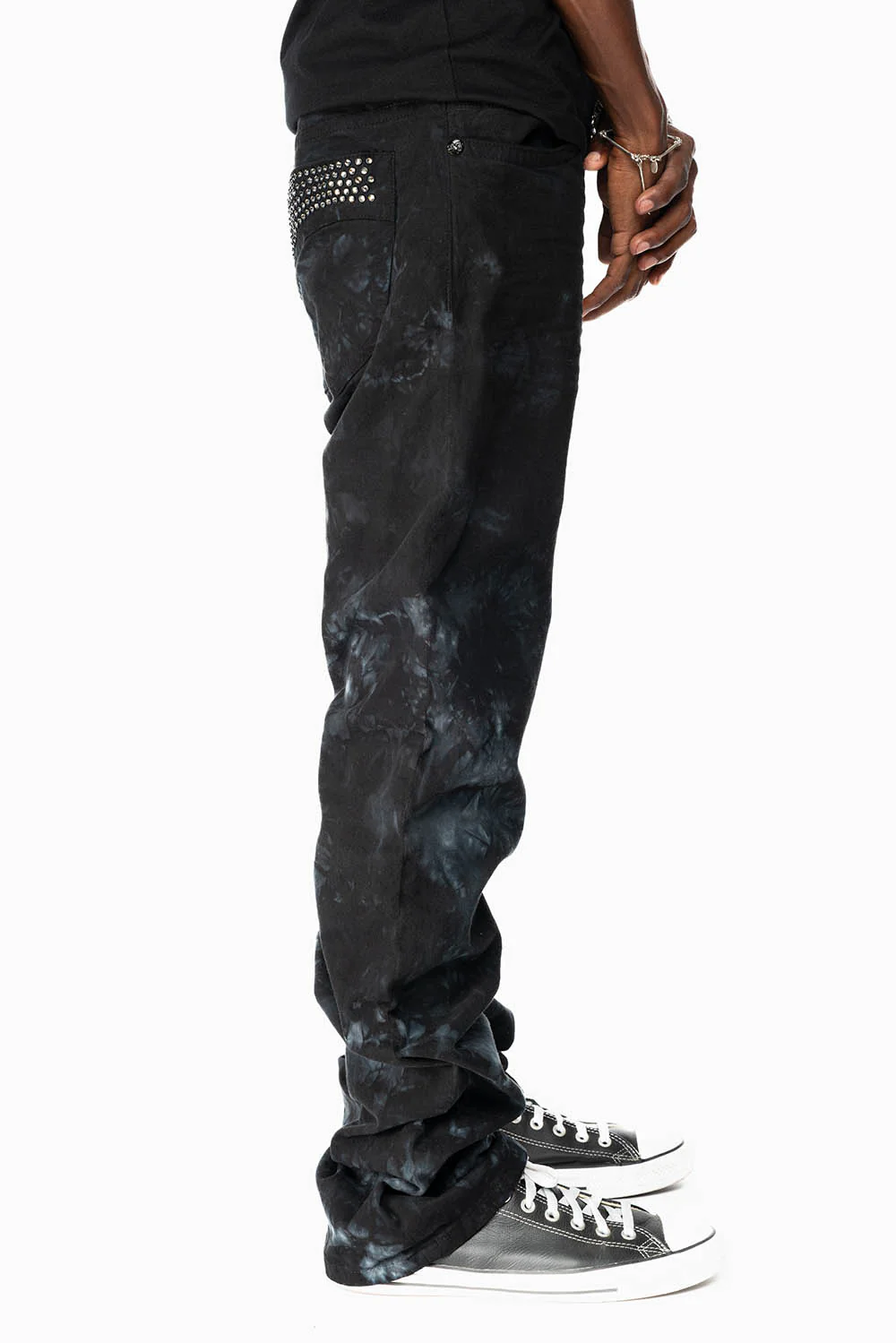 CLASSIC STRAIGHT LEG JEANS IN ASTRO BLACK WASH EMBELLISHED WITH BLK DIAMOND CRYSTALS - Image 4