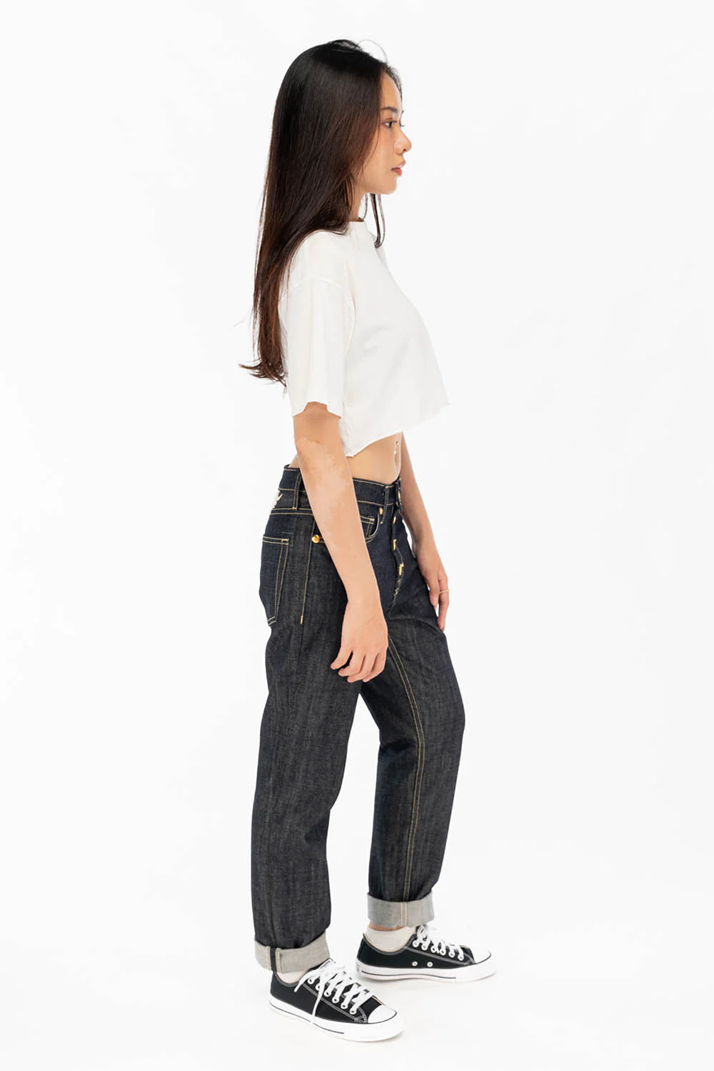 WOMENS BOYFRIEND STYLE JEANS IN RAW - Image 4