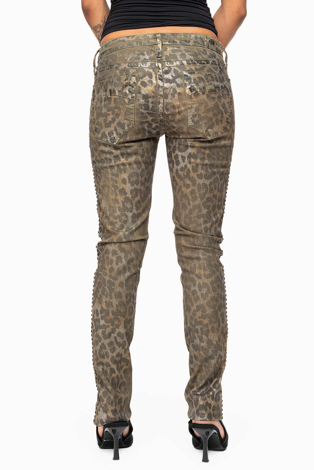 JANE MID RISE WOMENS SKINNY JEANS IN SAFARI GREEN WASH EMBELLISHED WITH SMOKEY TOPAZ CRYSTALS ON SIDE SEAM - Image 4