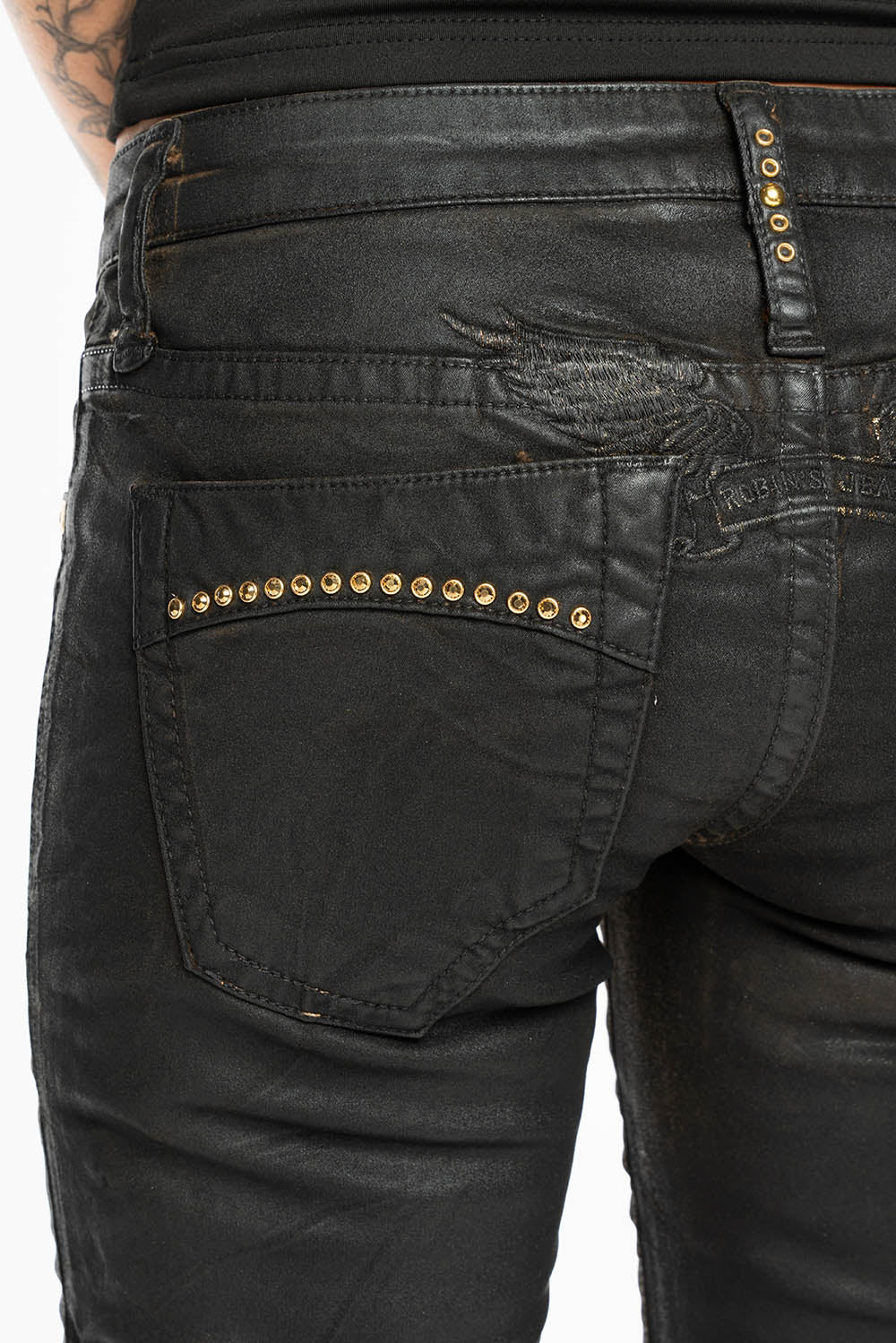 MARILYN LOW RISE WOMENS JEANS IN CUIR BLK  WITH TONAL WINGS & AURUM CRYSTALS - Image 3