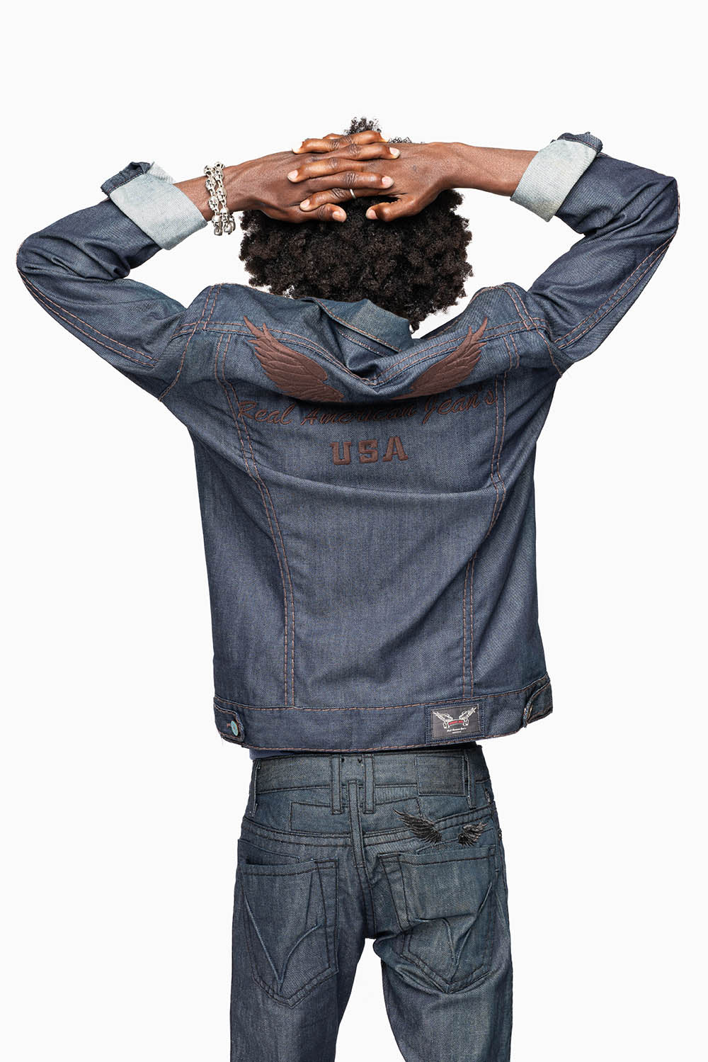 MEN’S CLASSIC RAW  DENIM  JEAN JKT WITH HEAVY BROWN CONTRAST STITCHING AND ROBIN’S WING LOGO EMBROIDERY - Image 6