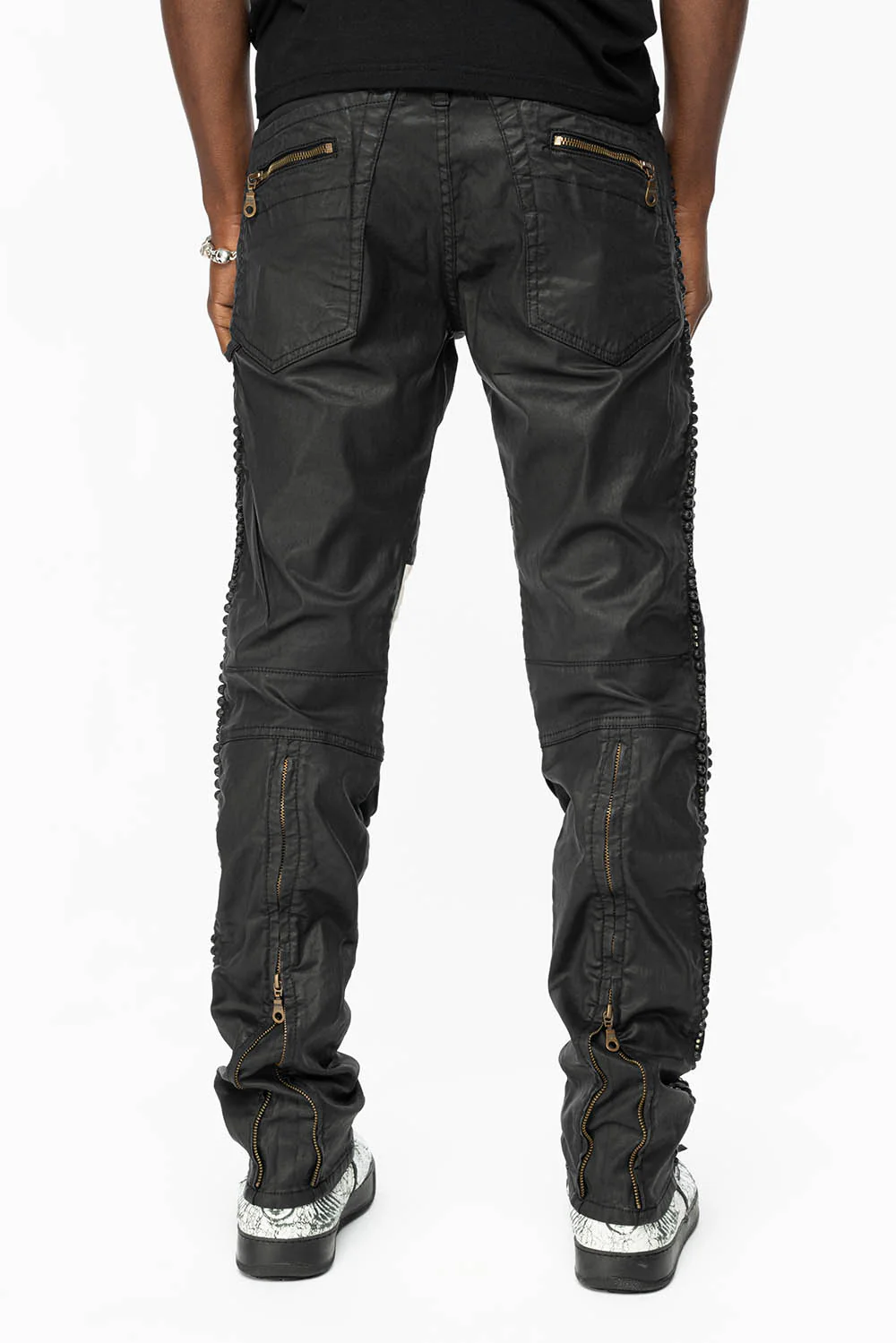 MENS BIKER JEANS IN DY FABRIC IN BLACK WASH WITH WHITE INSERTS WITH STUDS AND CRYSTALS - Image 5