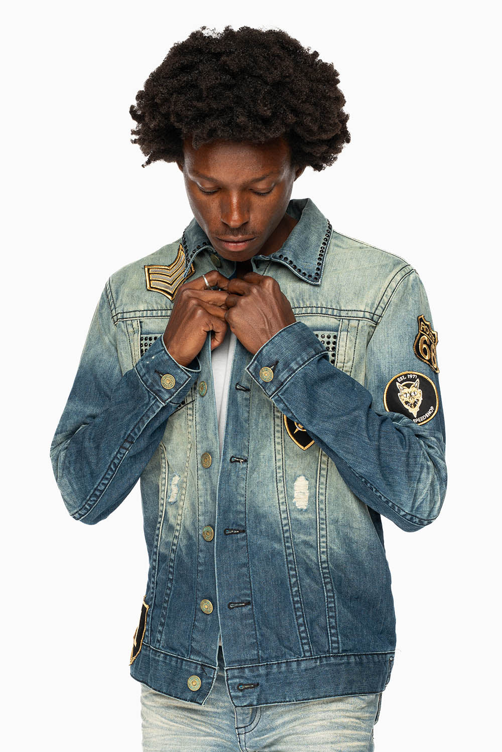 MENS DENIM JACKET IN BLUE ALBANY DARK  EMBELLISHED WITH JET BLK CRYSTALS AND PATCHES - Image 4