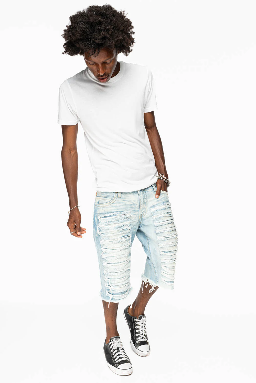 MENS DESTROYED SHORTS WITH FLAP POCKET IN 5D LIGHT WASH WITH CRYSTALS - Image 7