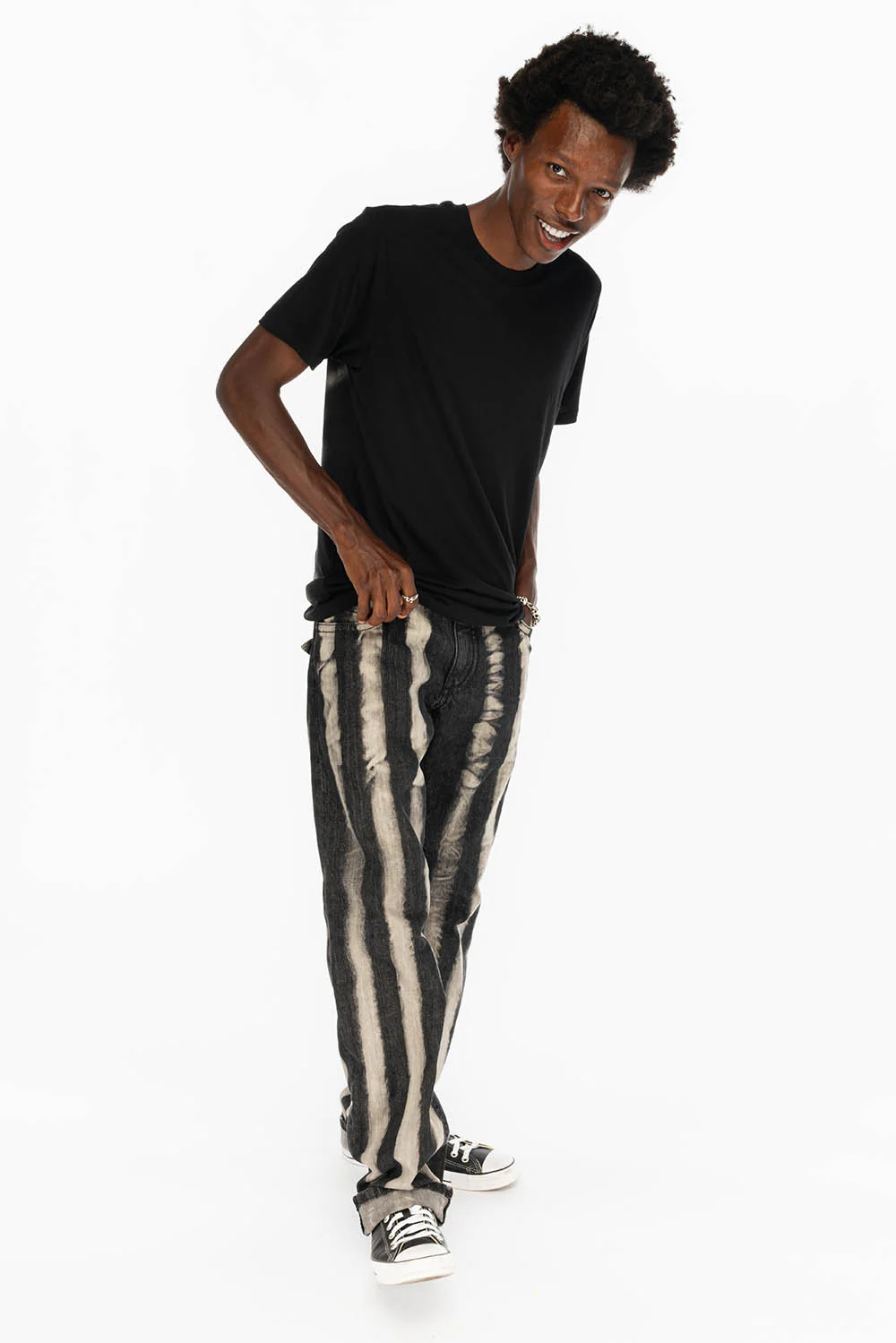 MENS LONG FLAP PRISONER BLACK WASH JEANS WITH EMBELLISHMENT - Image 6