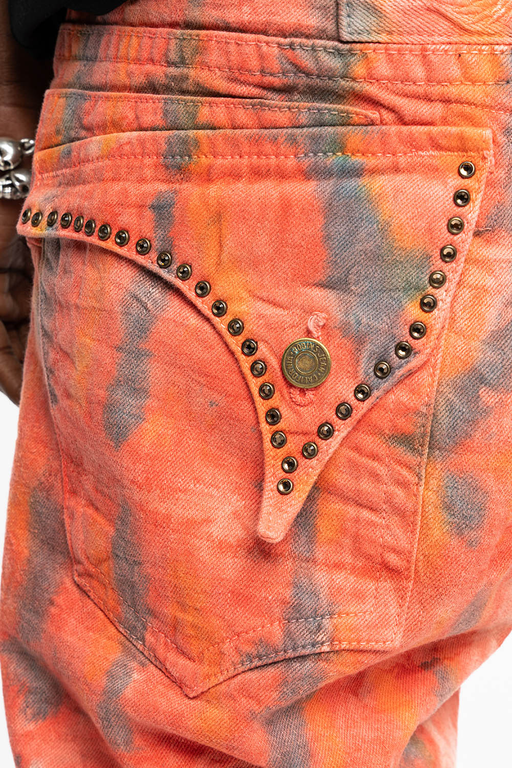 MENS SHORT WITH FLAP POCKETS IN DUBLIN WASH WITH  SMOKEY TOPAZ CRYSTALS - Image 5