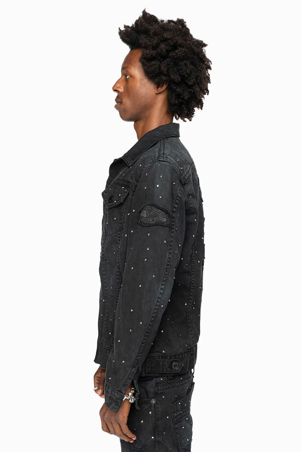 MOTORCYCLE CLUB DENIM JACKET IN VINTAGE BLK WASH WITH PATCHES AND CRYSTALS - Image 3