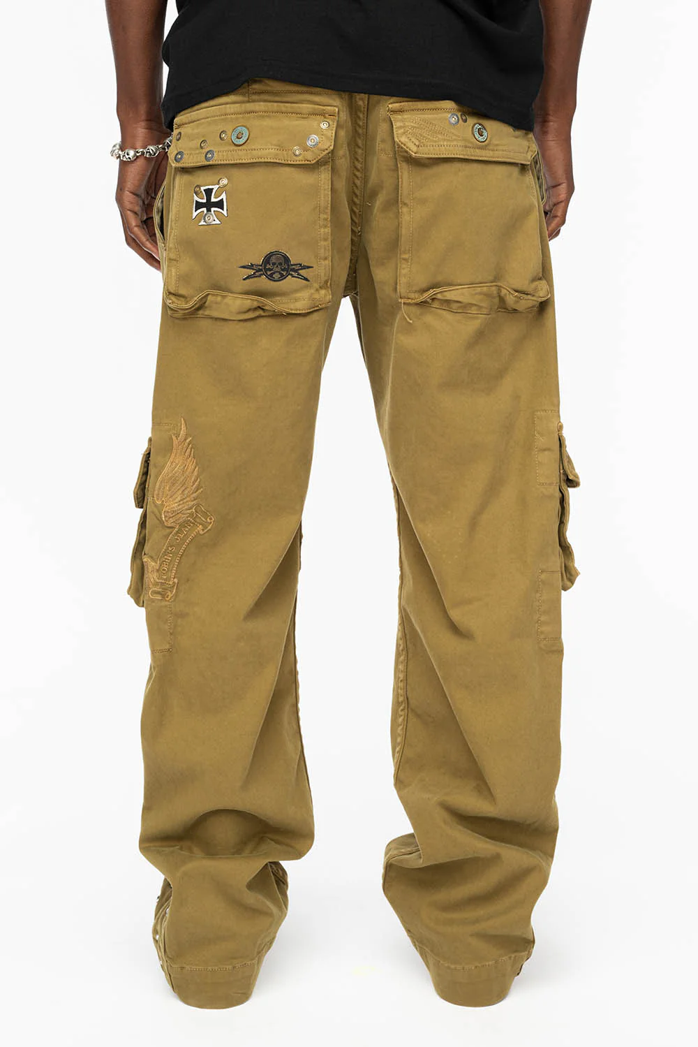ORIGINAL ROBIN’S JEAN CALL OF DUTY CARGO PANTS IN AVOCADO COLOR WITH ROCK N ROLL PATCH - Image 4