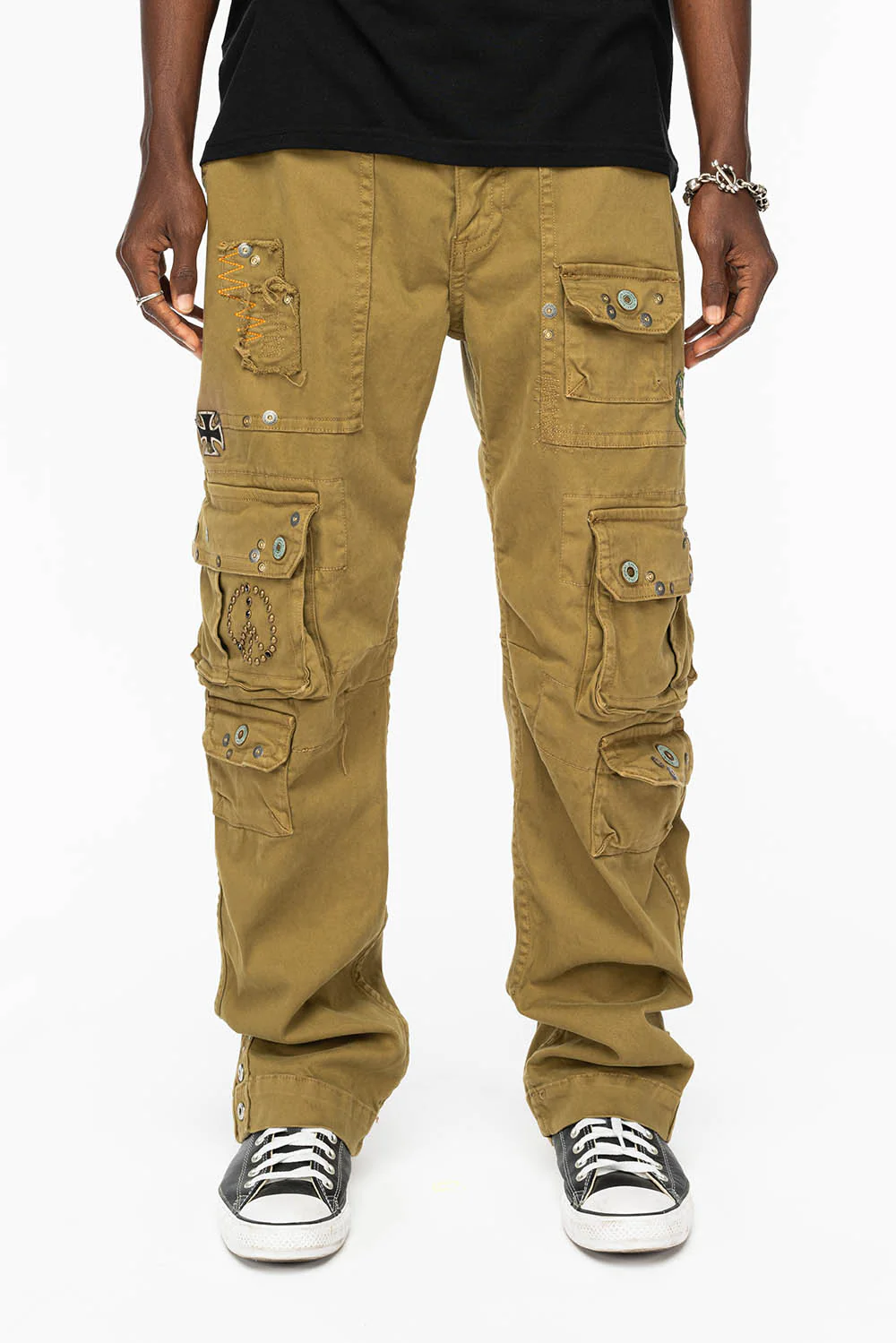 ORIGINAL ROBIN’S JEAN CALL OF DUTY CARGO PANTS IN AVOCADO COLOR WITH ROCK N ROLL PATCH - Image 5