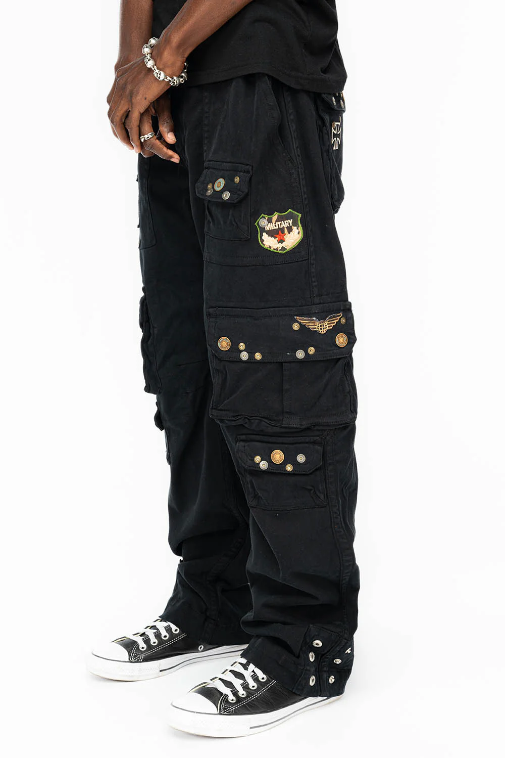 ORIGINAL ROBIN’S JEAN CALL OF DUTY CARGO PANTS IN BLACK COLOR  WITH ROCK N ROLL PATCH - Image 3