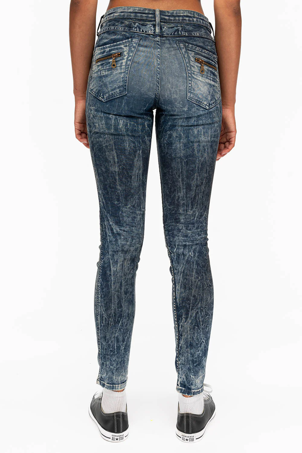ROBIN'S BIKER WOMENS JEANS IN SILVER GHOST - Image 4