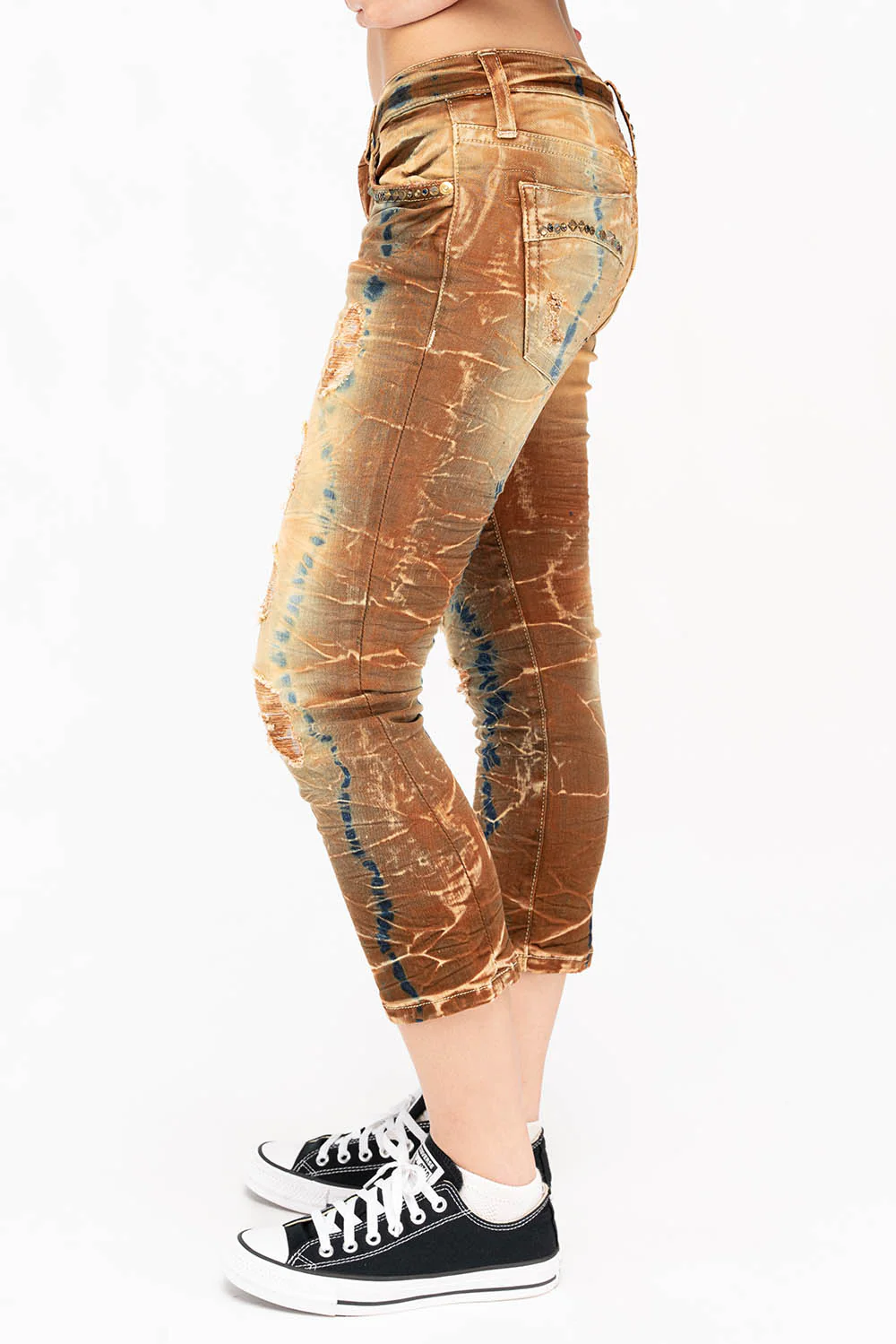WOMENS RIPPED SKINNY CAPRI PANTS IN 4D LIGHT PERU WITH STUDS AND CRYSTALS - Image 2