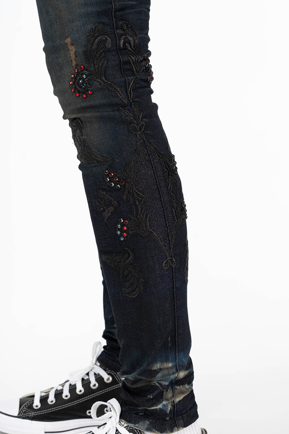 CRYSTAL ROSE SKINNY IN TAR BLACK - Image 7