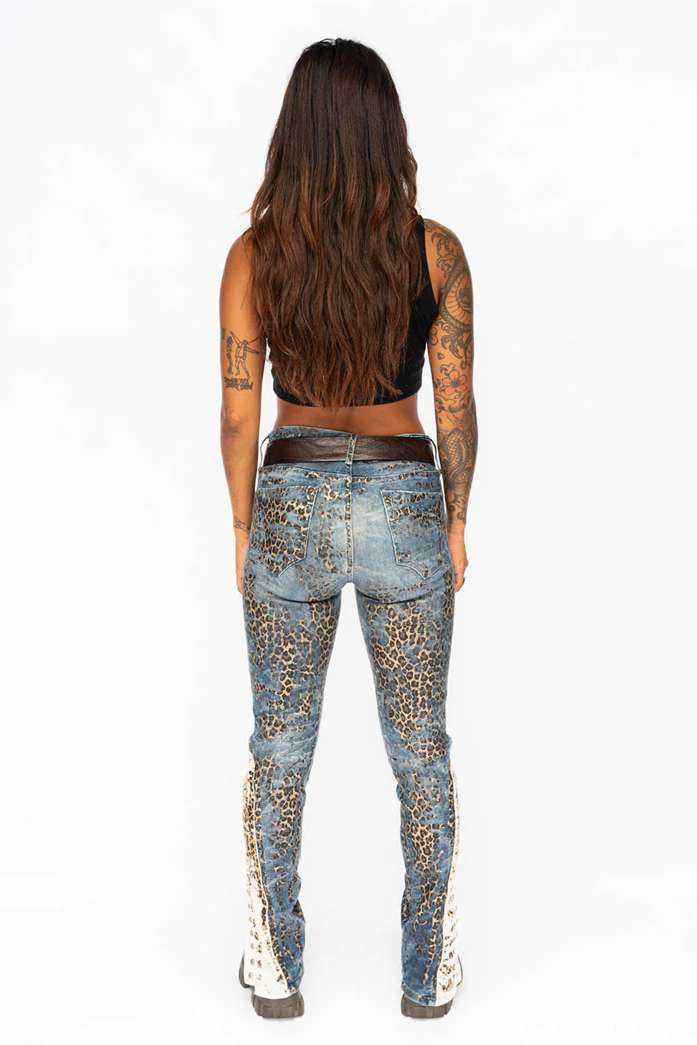 WOMENS BLUE JEANS WITH LEOPARD COATING AND ANKLE SNAP CLOSURE - Image 6
