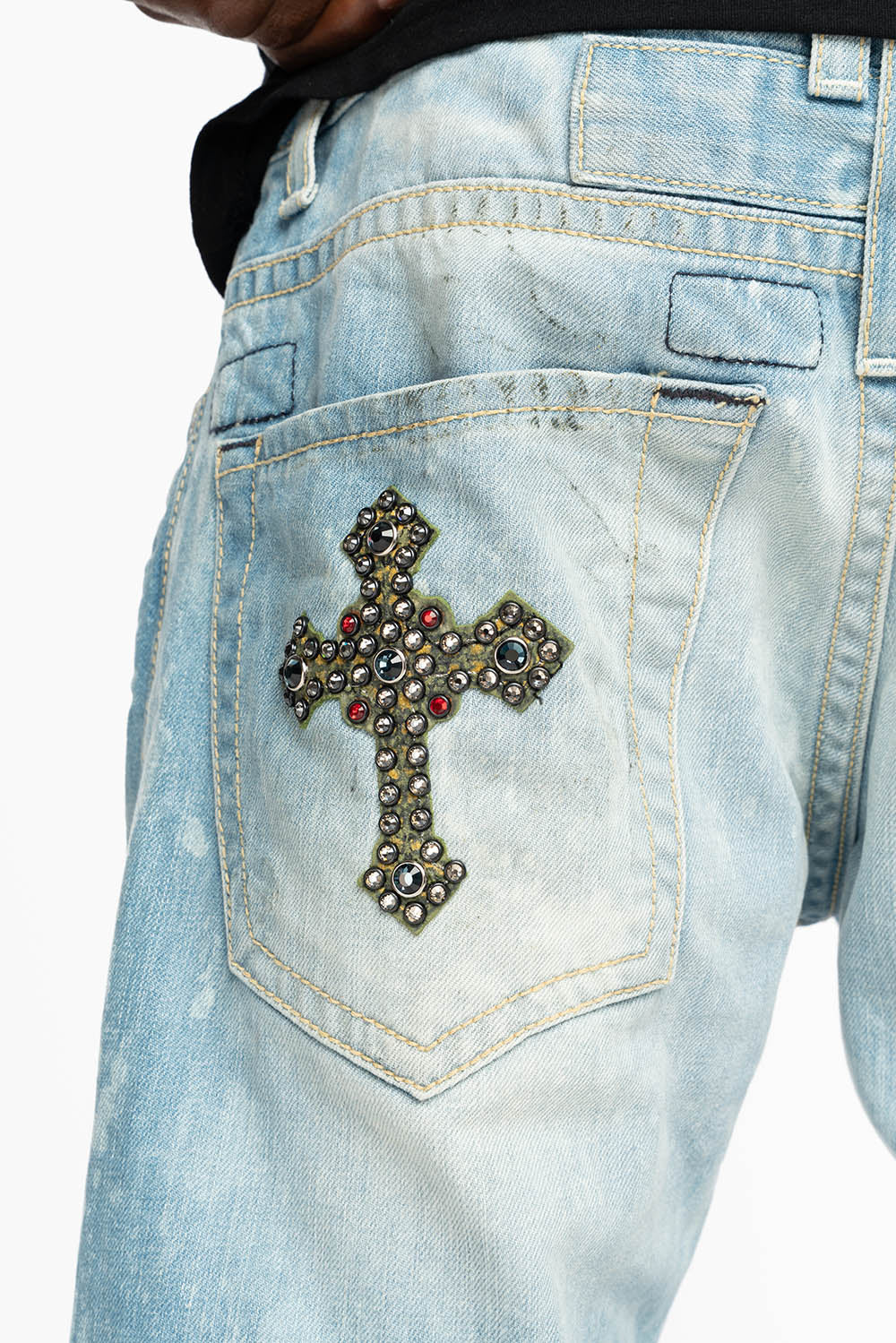 ROBIN’S BOOT CUT JEAN IN 5D LIGHT WASH EMBELLISHED WITH MULTIPLE CROSS PATCHES AND CRYSTALS ALL OVER - Image 8