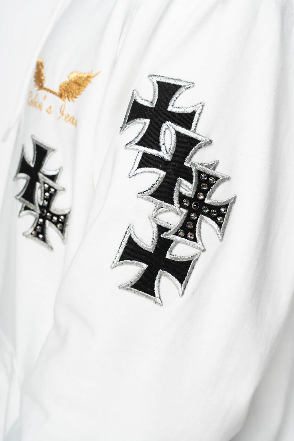 ROBIN’S JEAN PULLOVER HOODIE IN WHITE EMBELLISHED  WITH MEDIEVAL CROSS PATCHES AND  CRYSTALS - Image 2