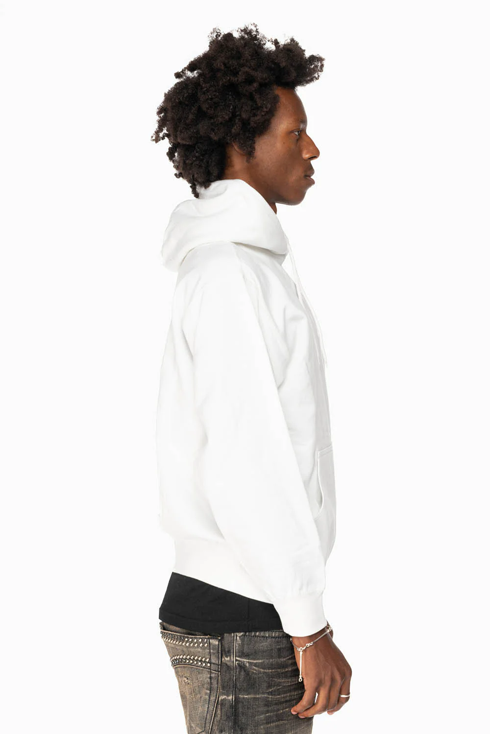 ROBIN’S JEAN PULLOVER HOODIE IN WHITE WITH GOLD WINGS EMBROIDERY - Image 3