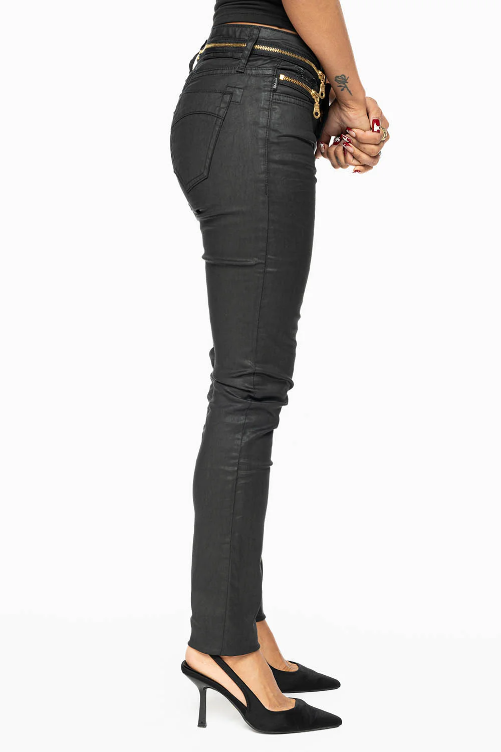 ROBIN’S NEW ZIPPER SKINNY JEANS IN DY BLACK WITH TONAL EMBROIDERY - Image 3