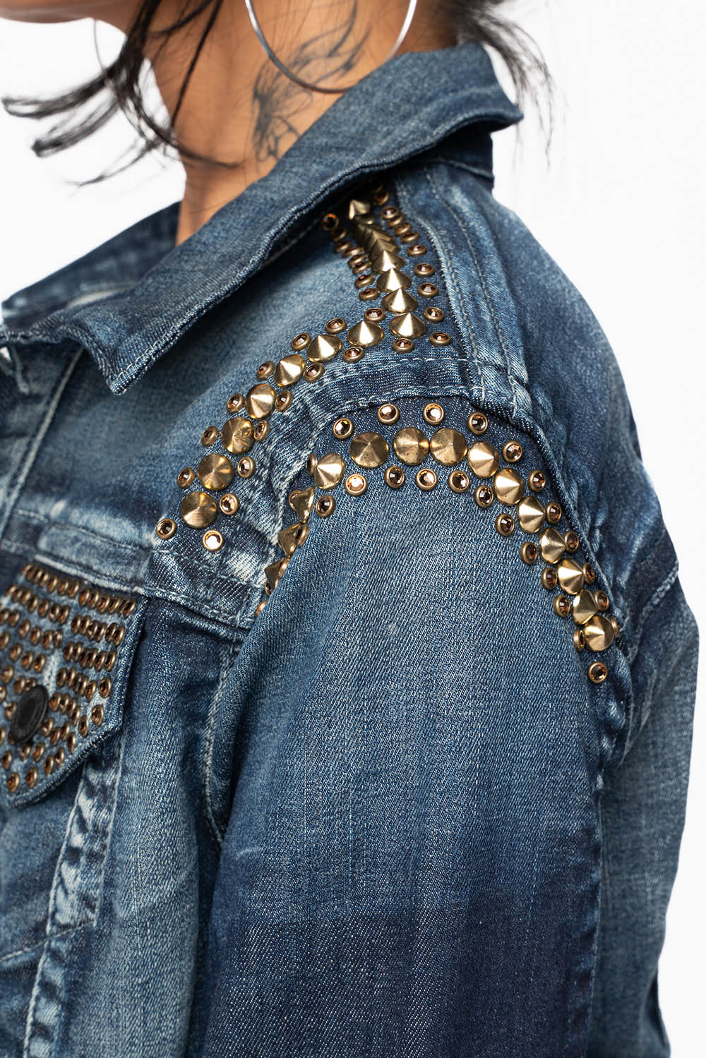 ROBIN'S JEAN DENIM JACKET IN LIBERTY DARK WASH WITH GOLD STUDS AND CRYSTALS - Image 4
