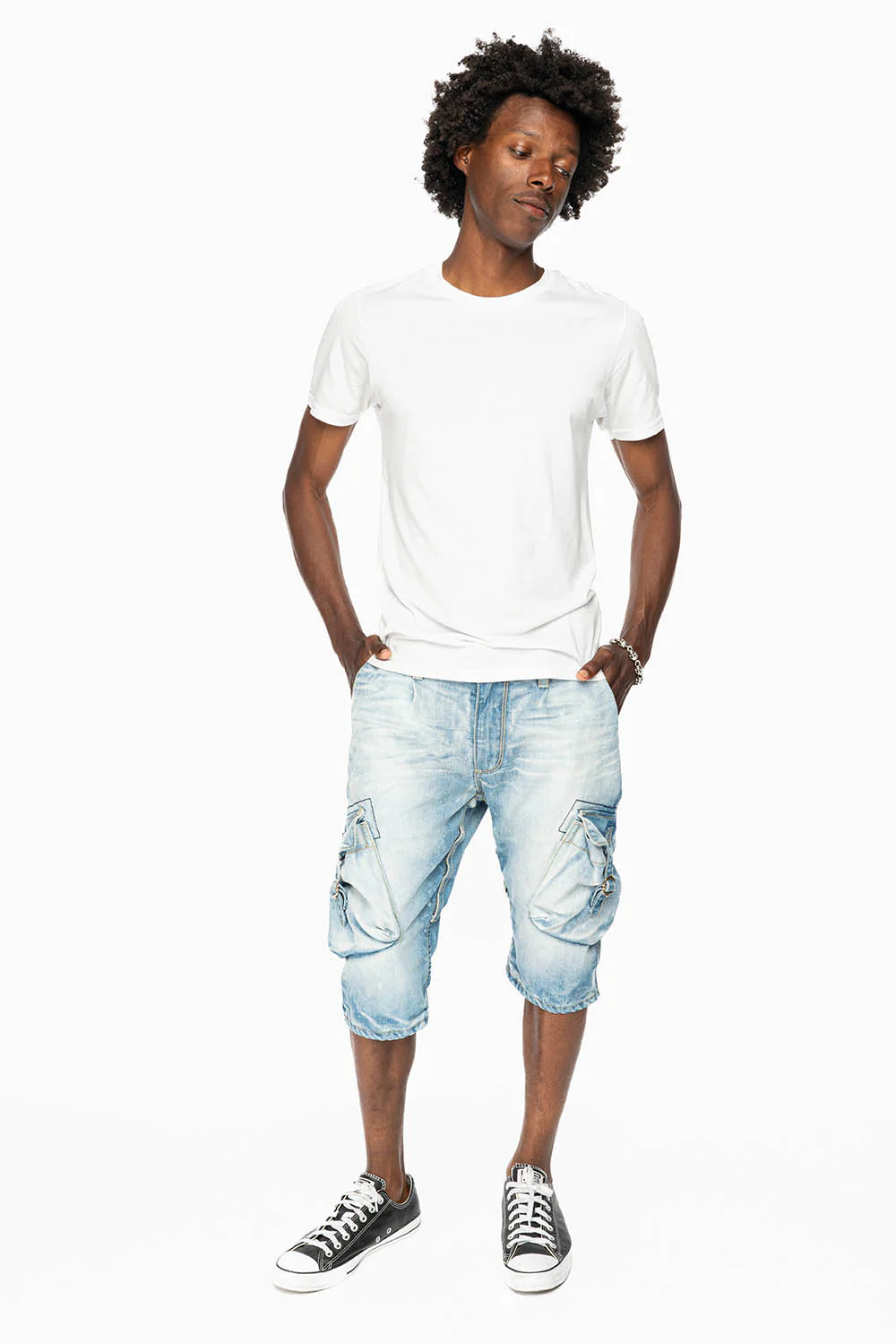 ROBIN'S MILITARY STYLE CARGO SHORTS IN 5D LIGHT BLUE COLOR WASH - Image 4