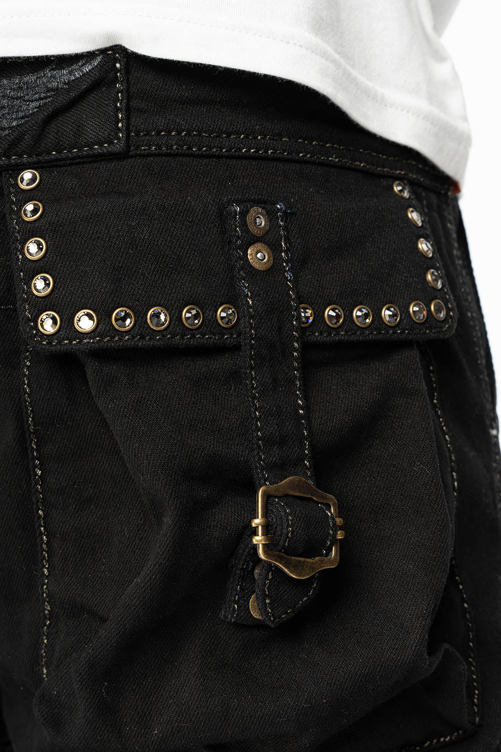 ROBINS MILITARY CARGO SHORTS IN PURE BLK WITH BLK DIAMOND CRYSTALS - Image 4