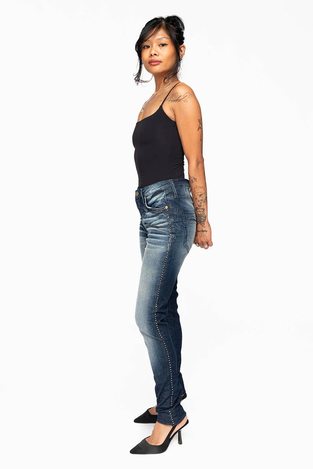 ROBIN'S MIDRISE WOMENS SKINNY JEANS IN LIBERTY DARK WASH EMBELLISHED WITH CRYSTALS - Image 9
