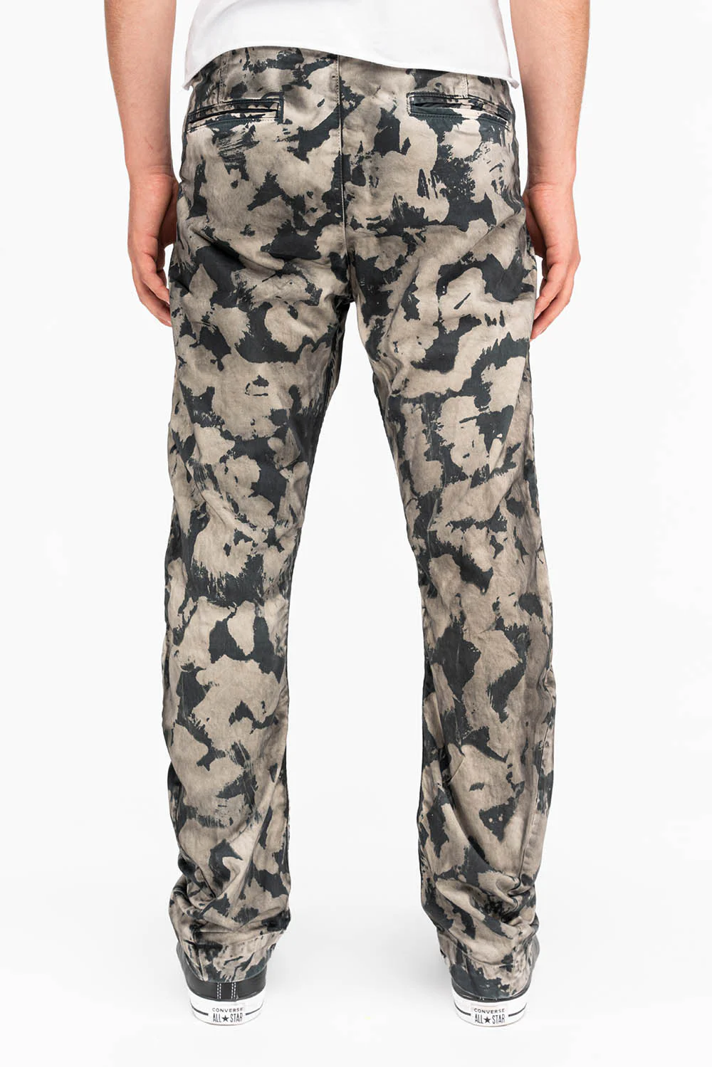 MENS CHINO PANTS IN CAMO NOVEMBER - Image 3
