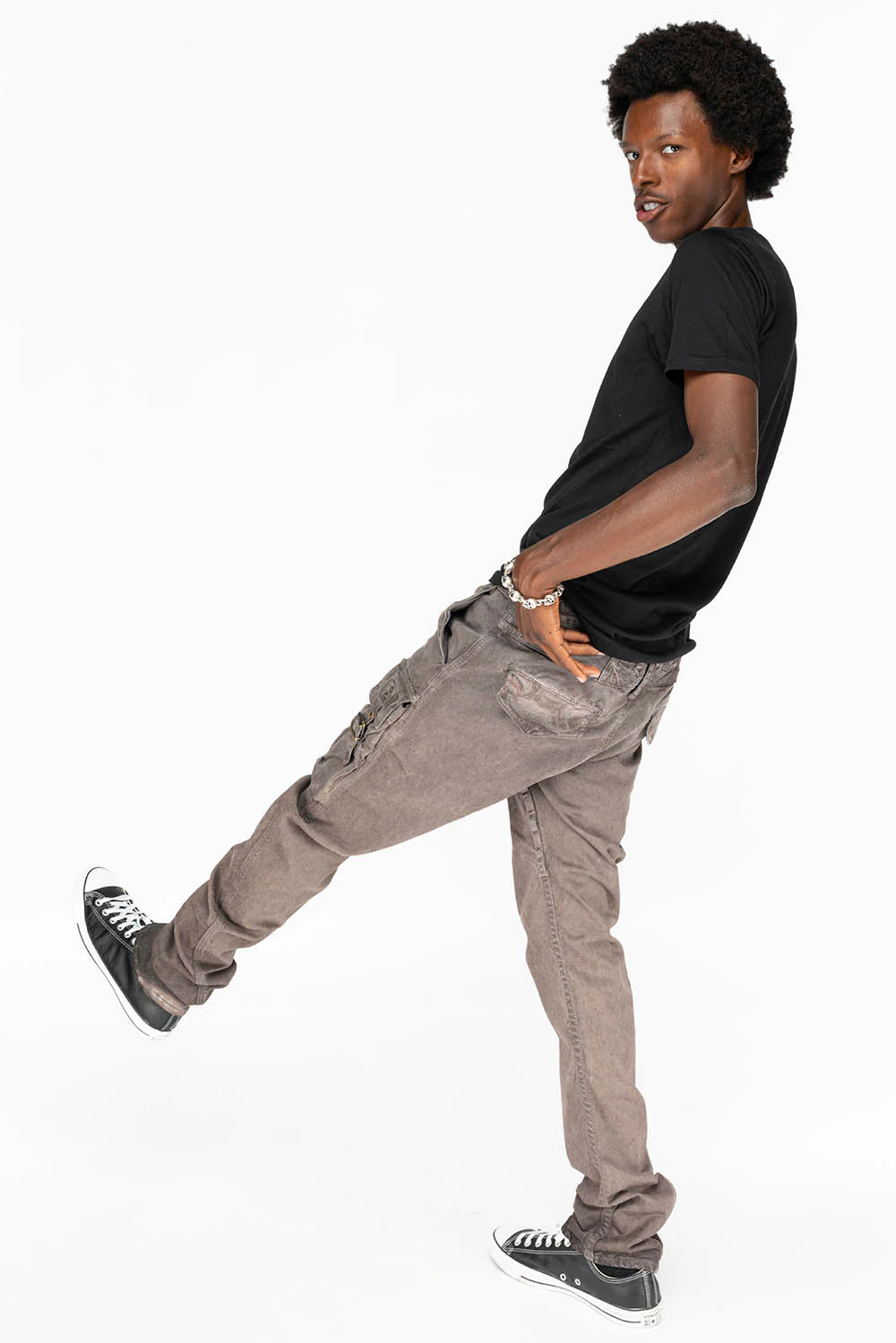 MENS TECHNIQUE CARGO PANTS IN COTTON CHOCOLALE - Image 4