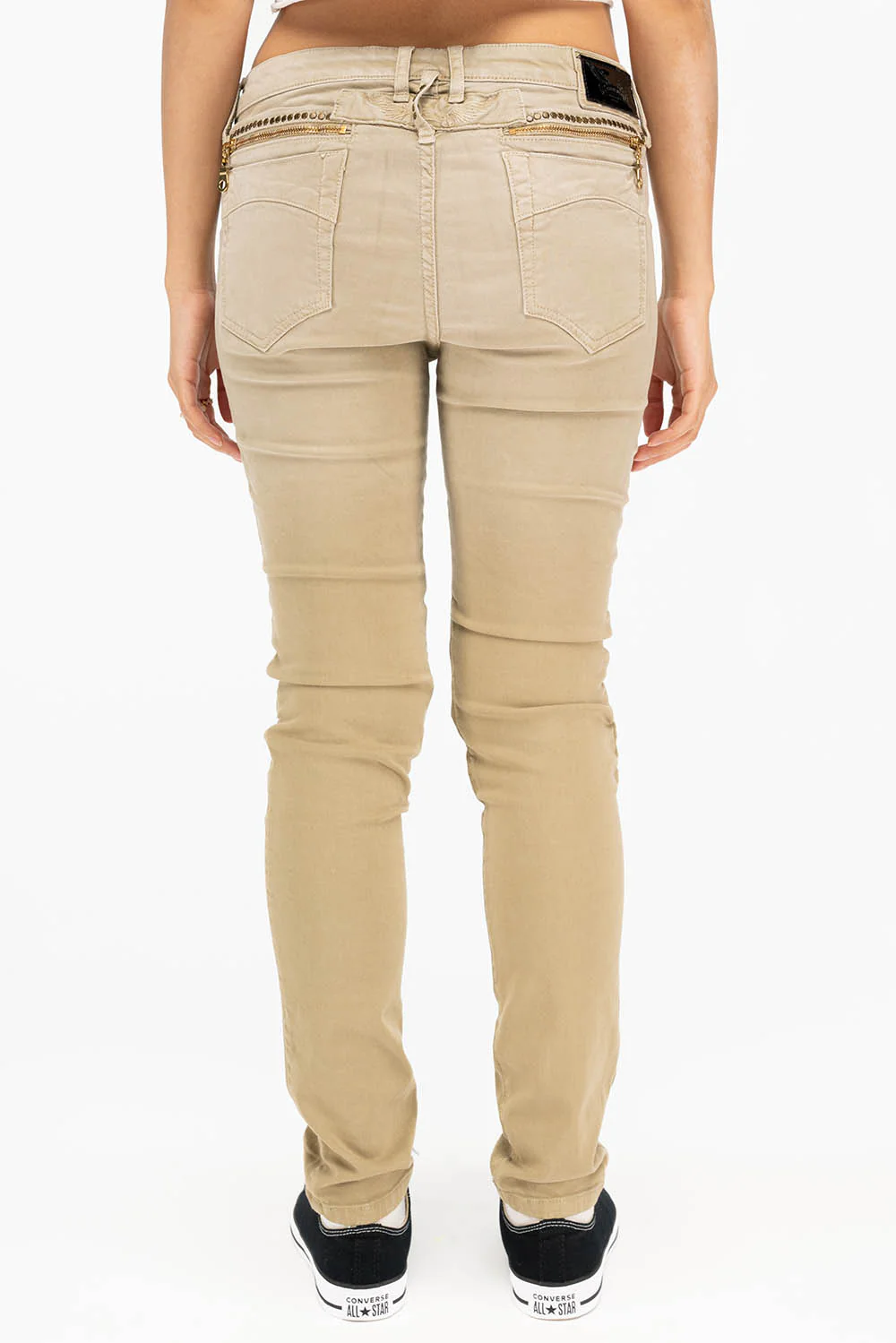 ROBIN'S WOMENS SKINNY UTILITARIAN JEANS IN SULFUR SAND WASH WITH STUDS - Image 5