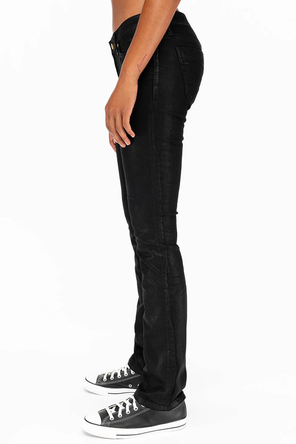 MARILYN LOW RISE WOMENS STRAIGHT LOW RISE JEANS IN BLACK COATING WITH TONAL WINGS - Image 3