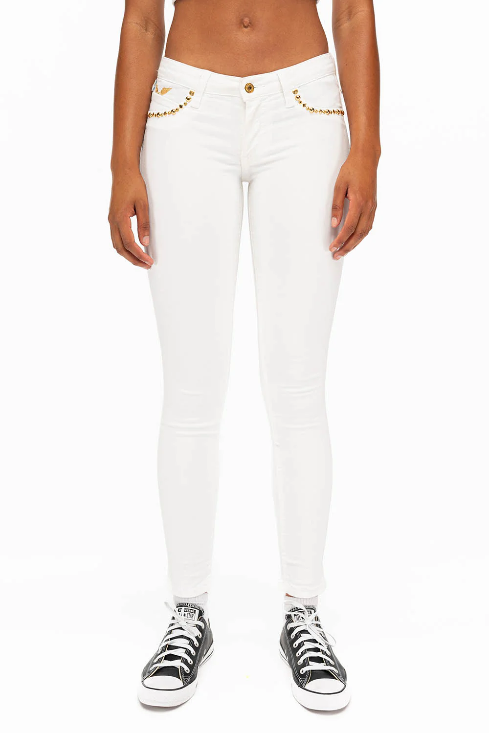 MARILYN WOMENS STUDDED SKINNY JEANS IN WHITE WITH GOLD WINGS AND GOLD STUDS AND CRYSTALS - Image 2