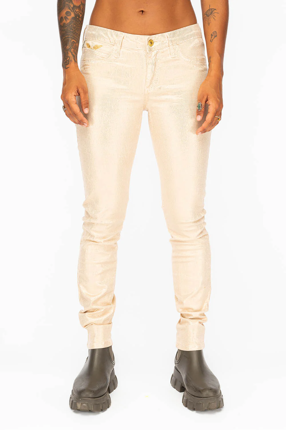 MID RISE WOMENS SKINNY JEANS IN BEIGE DISCO COATING - Image 2