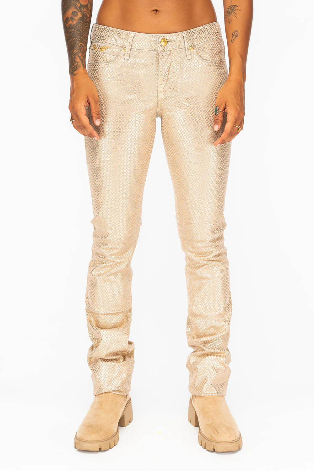 MID RISE WOMENS SKINNY JEANS IN LIGHT GREY HONEYCOMB TREATMENT - Image 2
