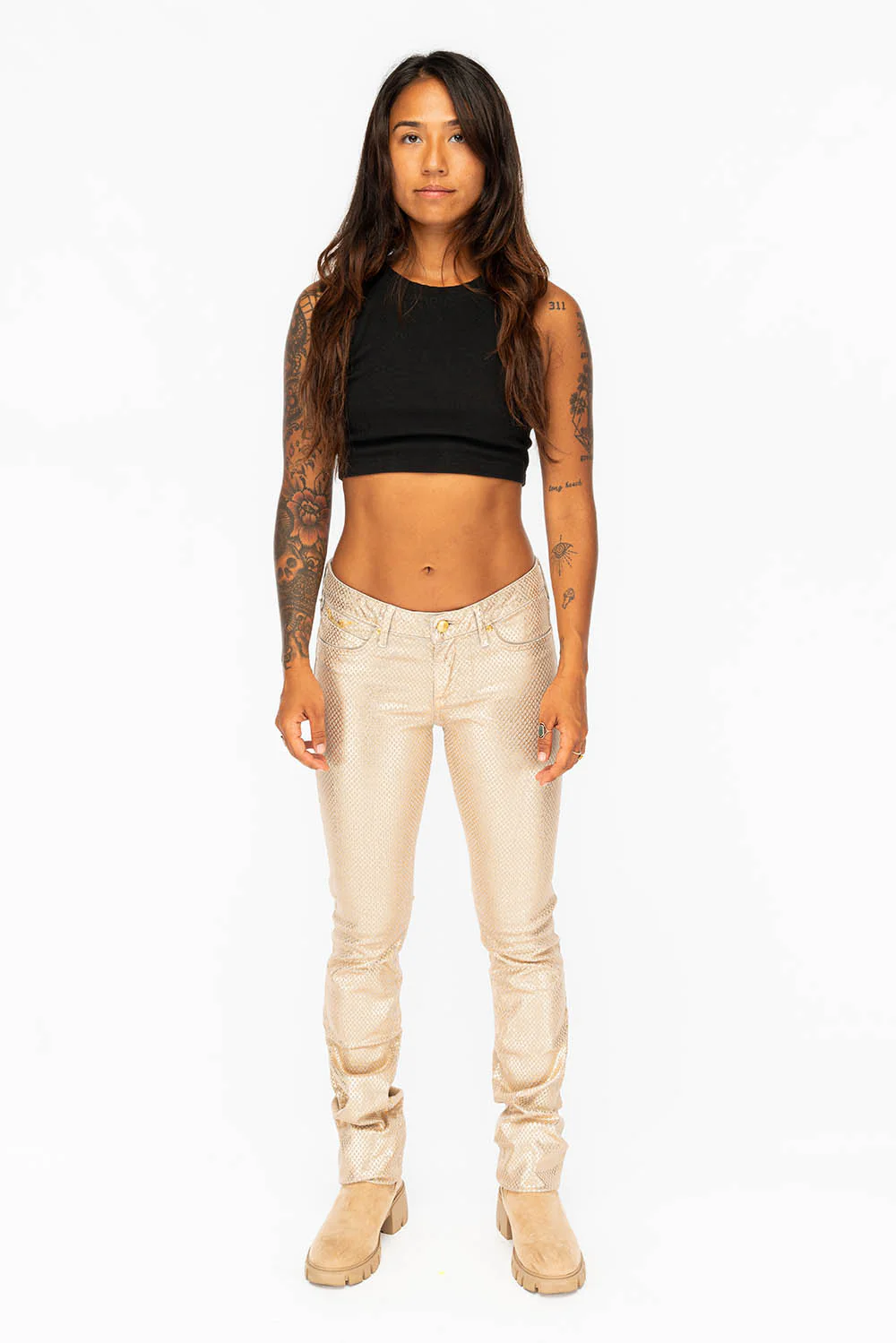 MID RISE WOMENS SKINNY JEANS IN LIGHT GREY HONEYCOMB TREATMENT - Image 6