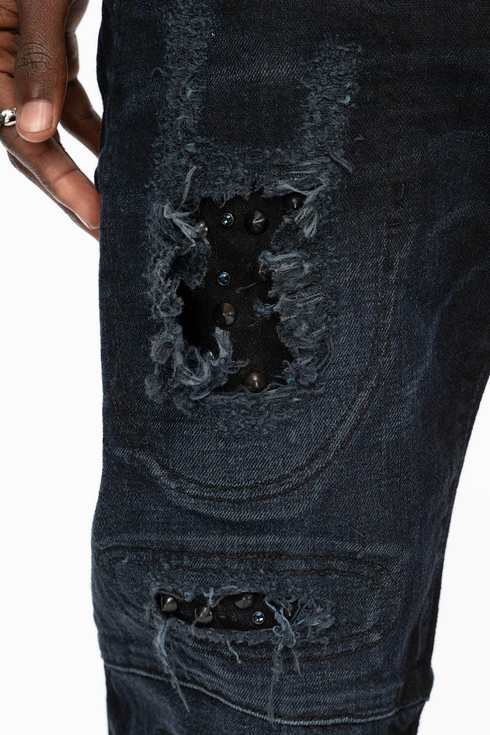 SLIM JEANS WITH OVAL PATCHES WITH STUDS AND CRYSTALS IN F_ED UP BLACK - Image 3