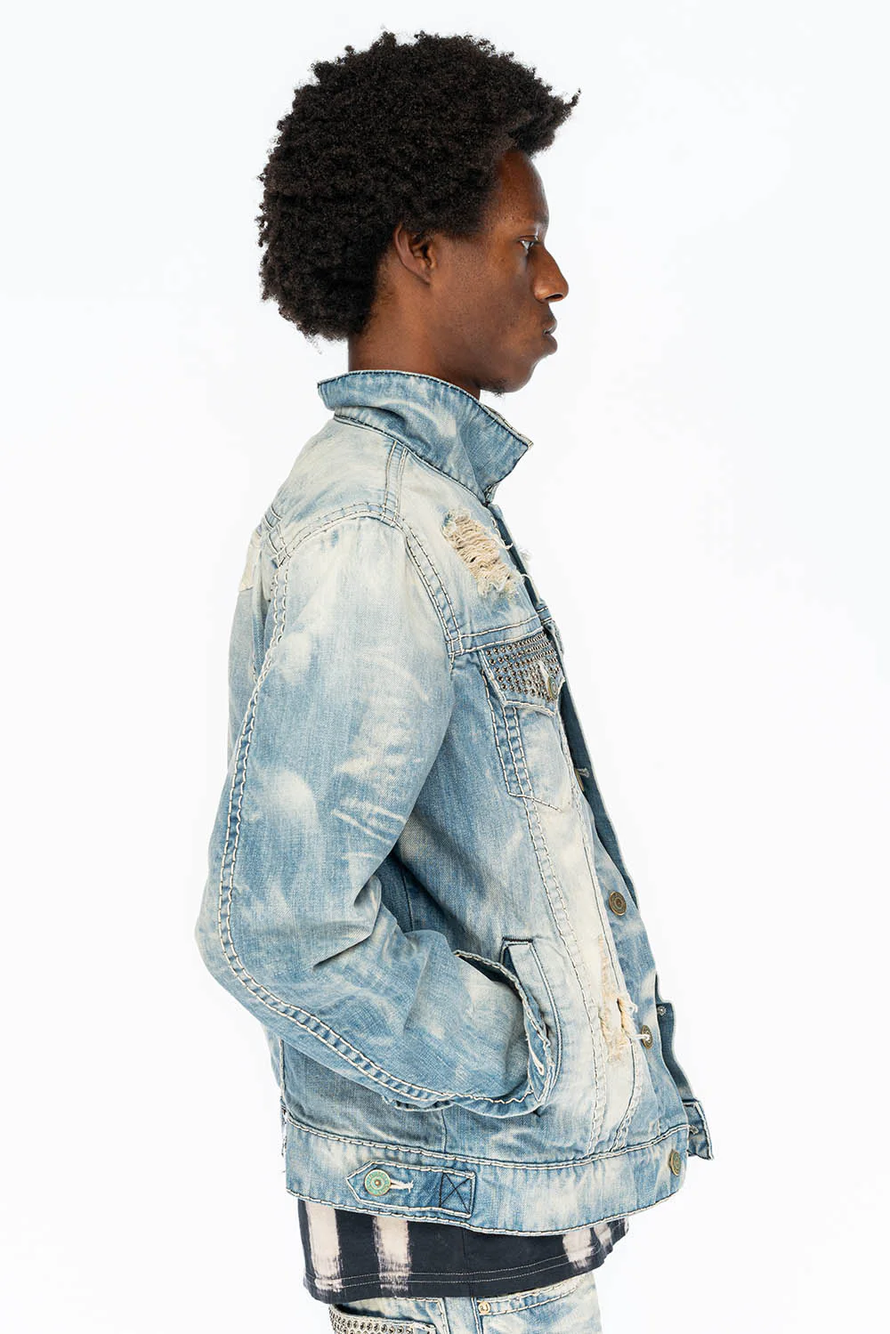 VINTAGE INDIGO DISTRESSED ,RIPPED JEAN JKT WITH WHITE CONTRAST STICH IN OMAHA BROKEN WASH WITH CRYSTALS - Image 9