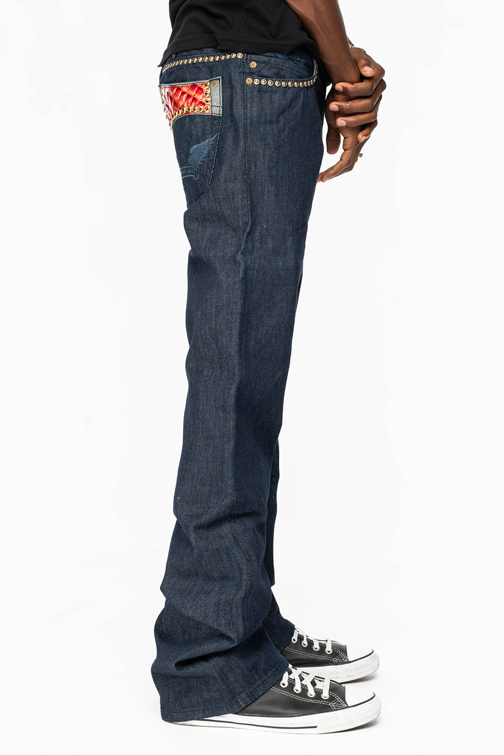 BOOT CUT JEAN WITH PATENT LEATHER POCKET  EMBELLISHED WITH CRYSTALS AND STUDS IN RINSE WASH - Image 3